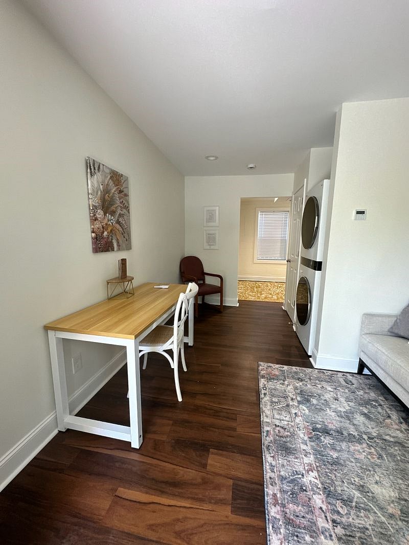 Furnished Finder property 605779_1 photo 6