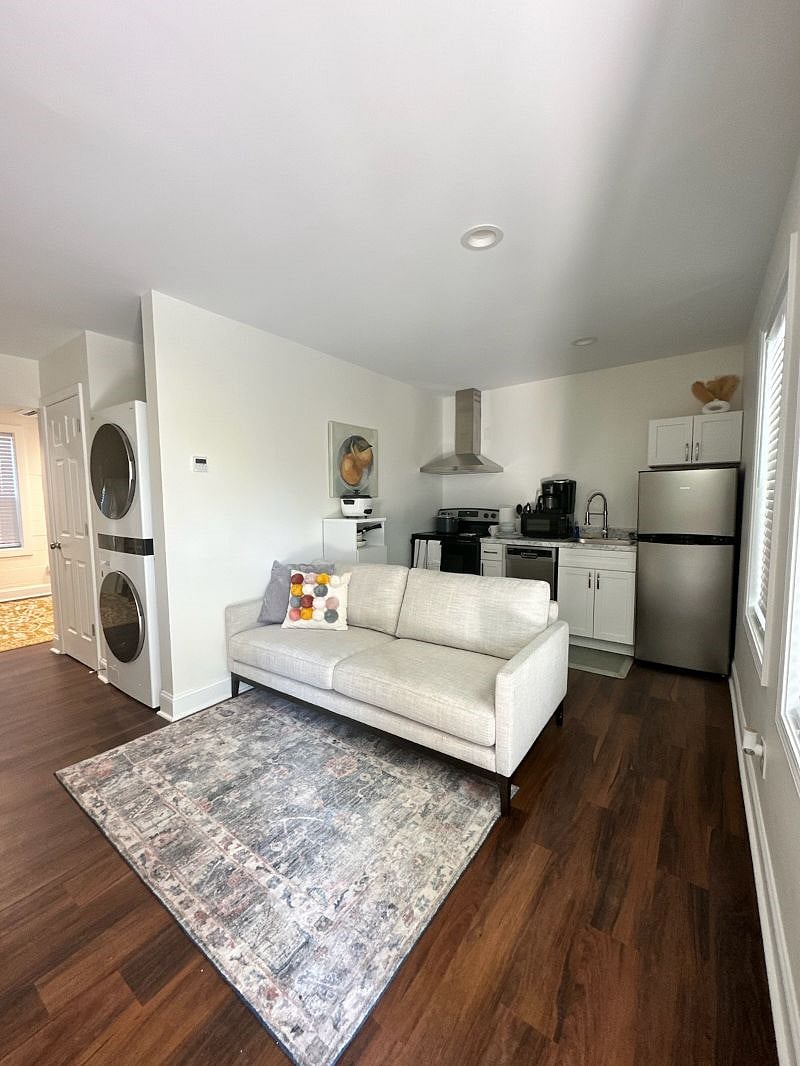 Furnished Finder property 605779_1 photo 7