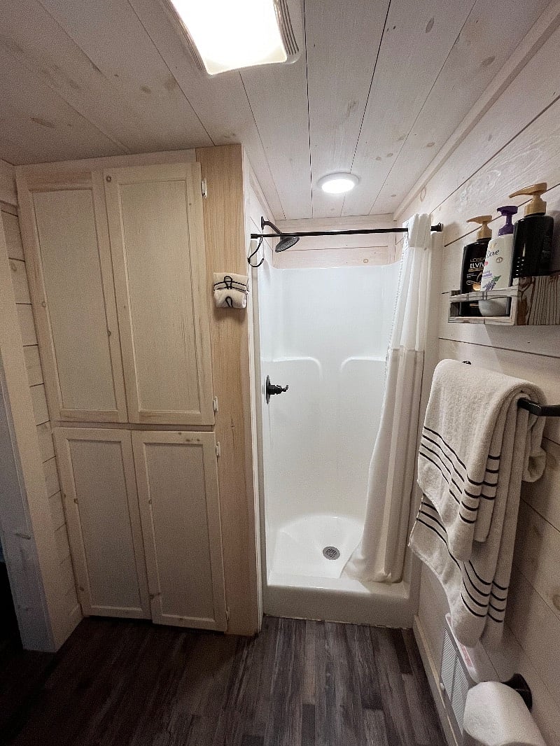 Furnished Finder property 605817_1 photo 9