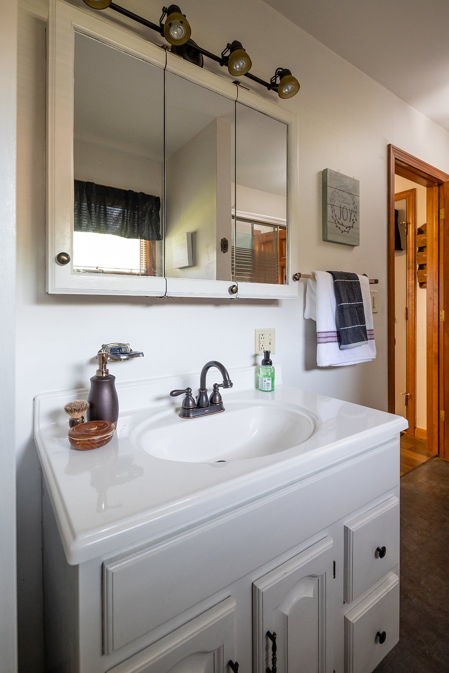 Furnished Finder property 605862_1 photo 16