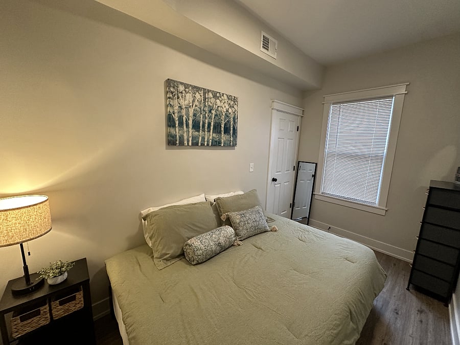 Furnished Finder property 605871_1 photo 9