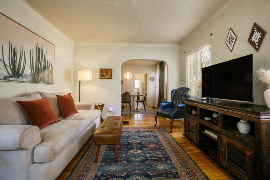 Furnished Finder property 605916_1 photo 3