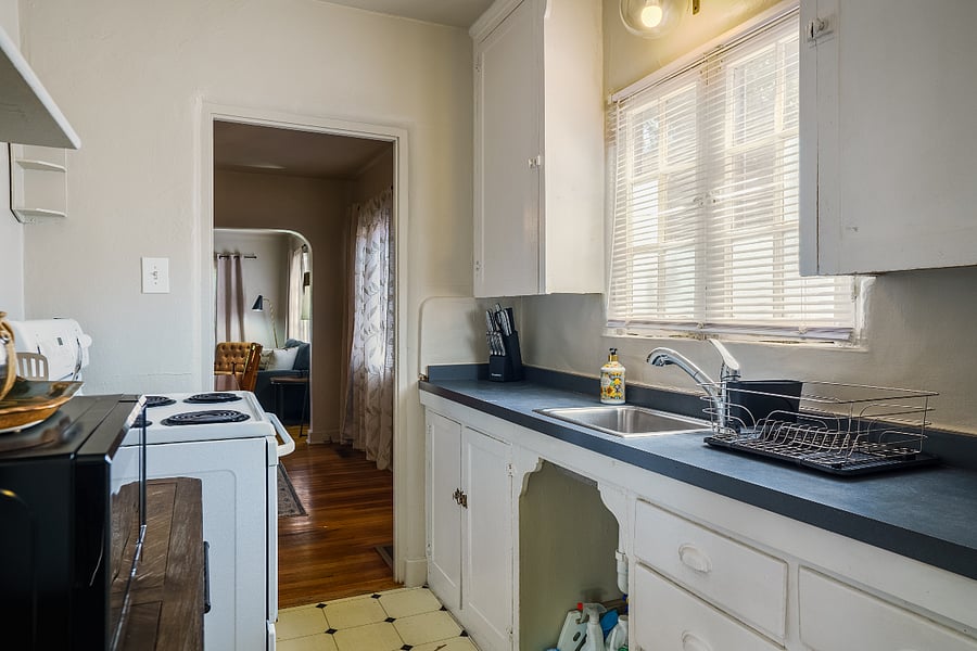 Furnished Finder property 605916_2 photo 9