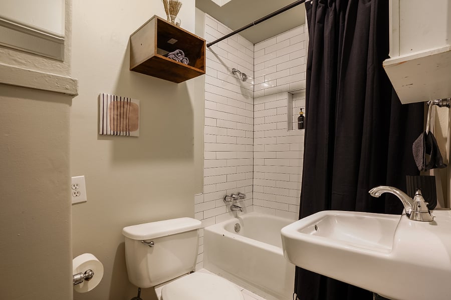 Furnished Finder property 605916_2 photo 14