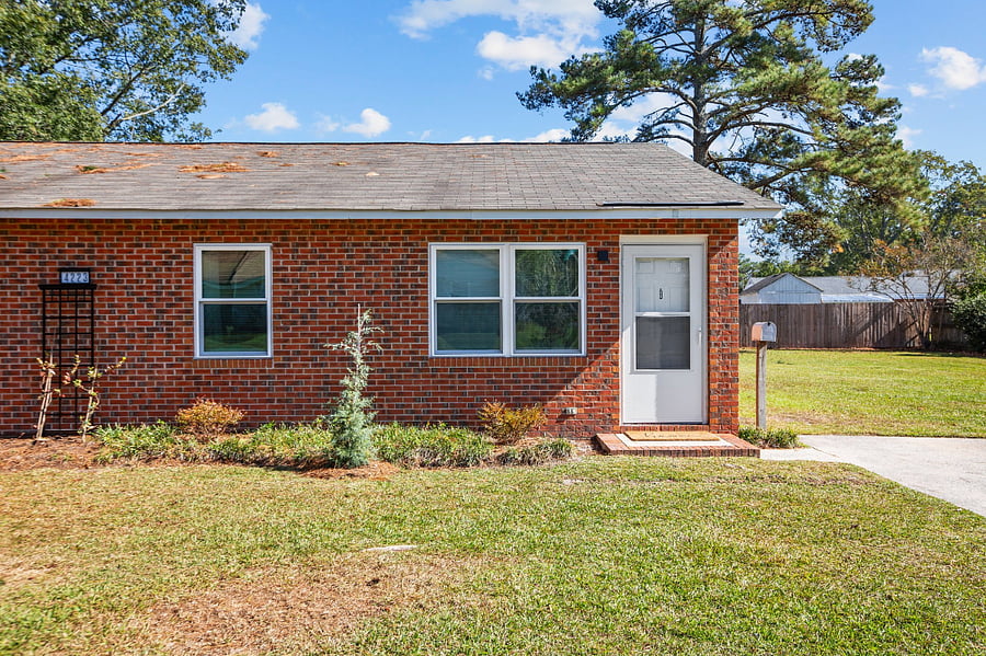 Furnished Finder property 605950_1 photo 11