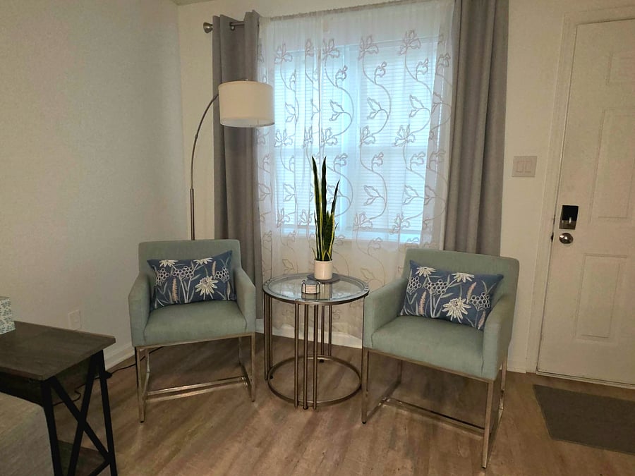 Furnished Finder property 605950_2 photo 3