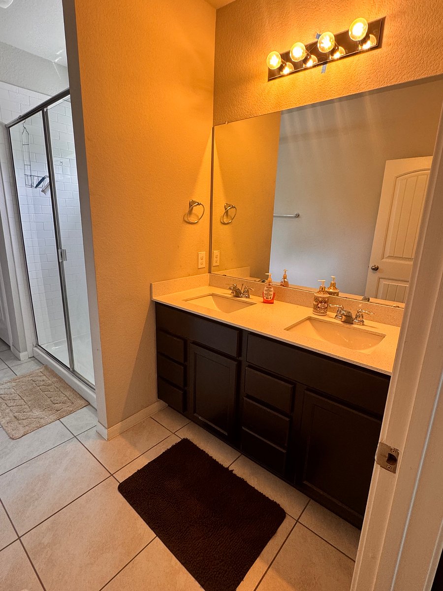 Furnished Finder property 605994_1 photo 12