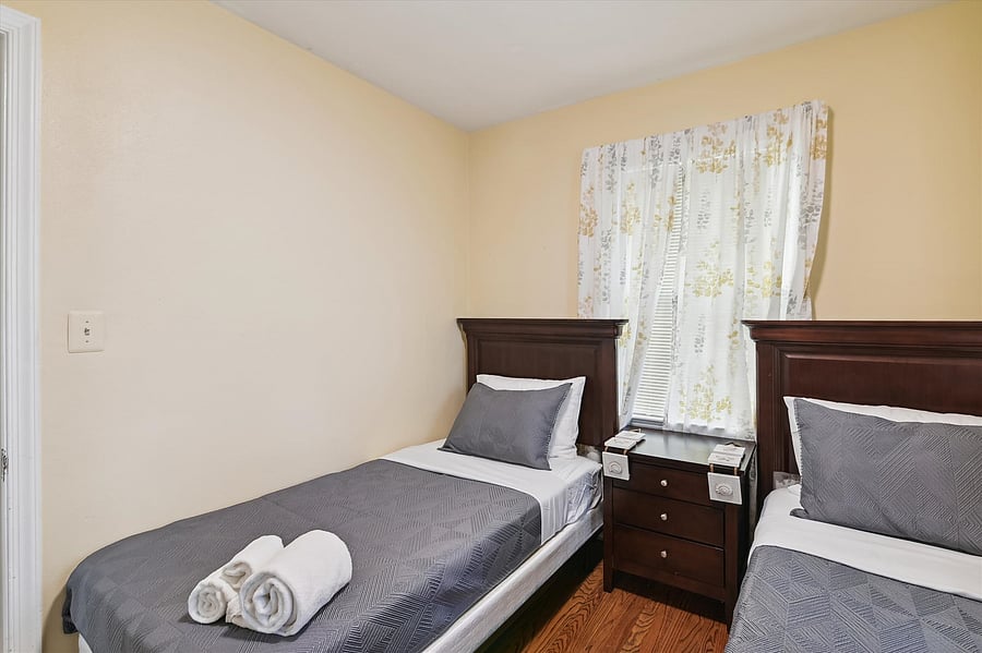 Furnished Finder property 606025_1 photo 8