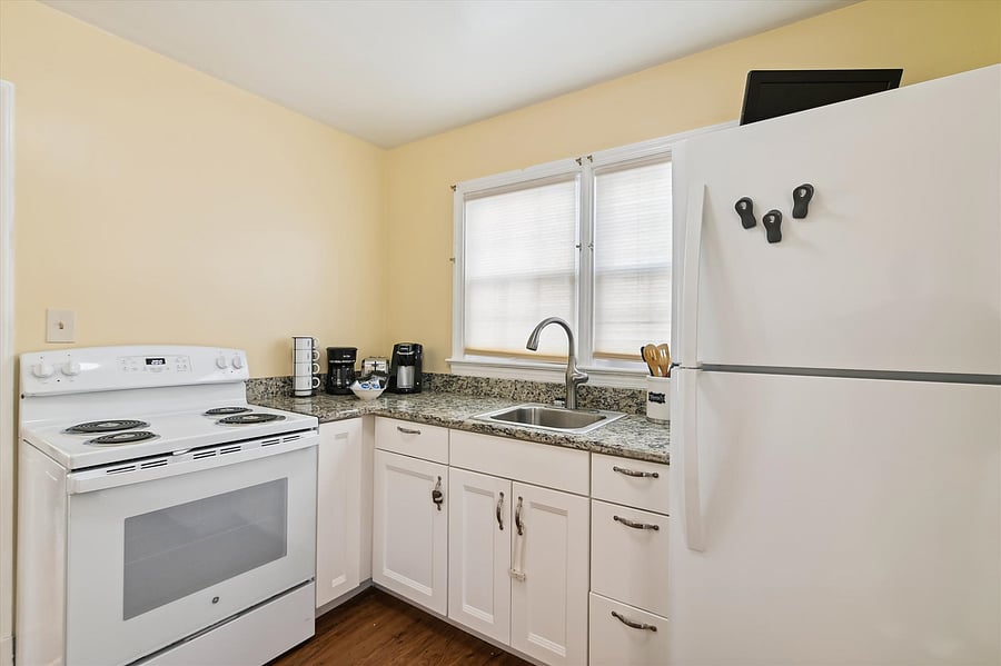 Furnished Finder property 606025_1 photo 9