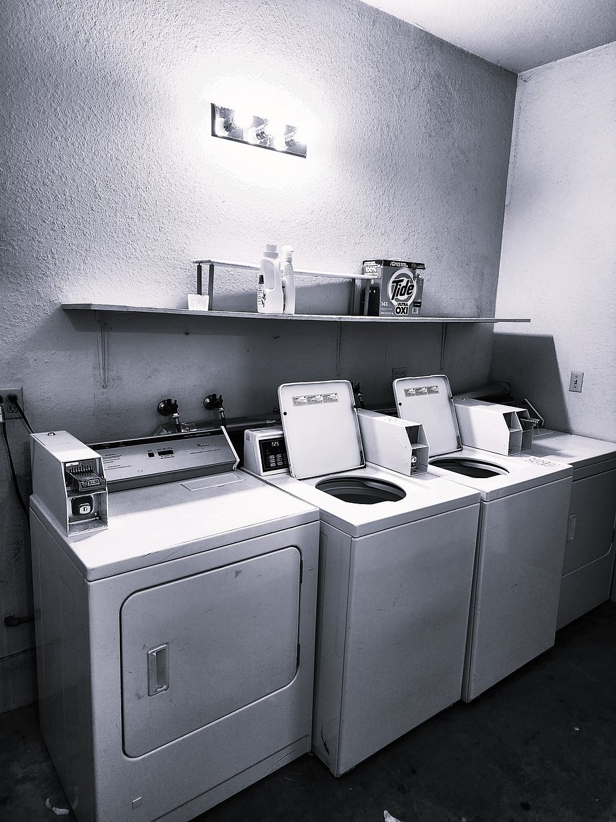 I thought the B&W filter could jazz up the laundry room. Eh. It's cheap, though!