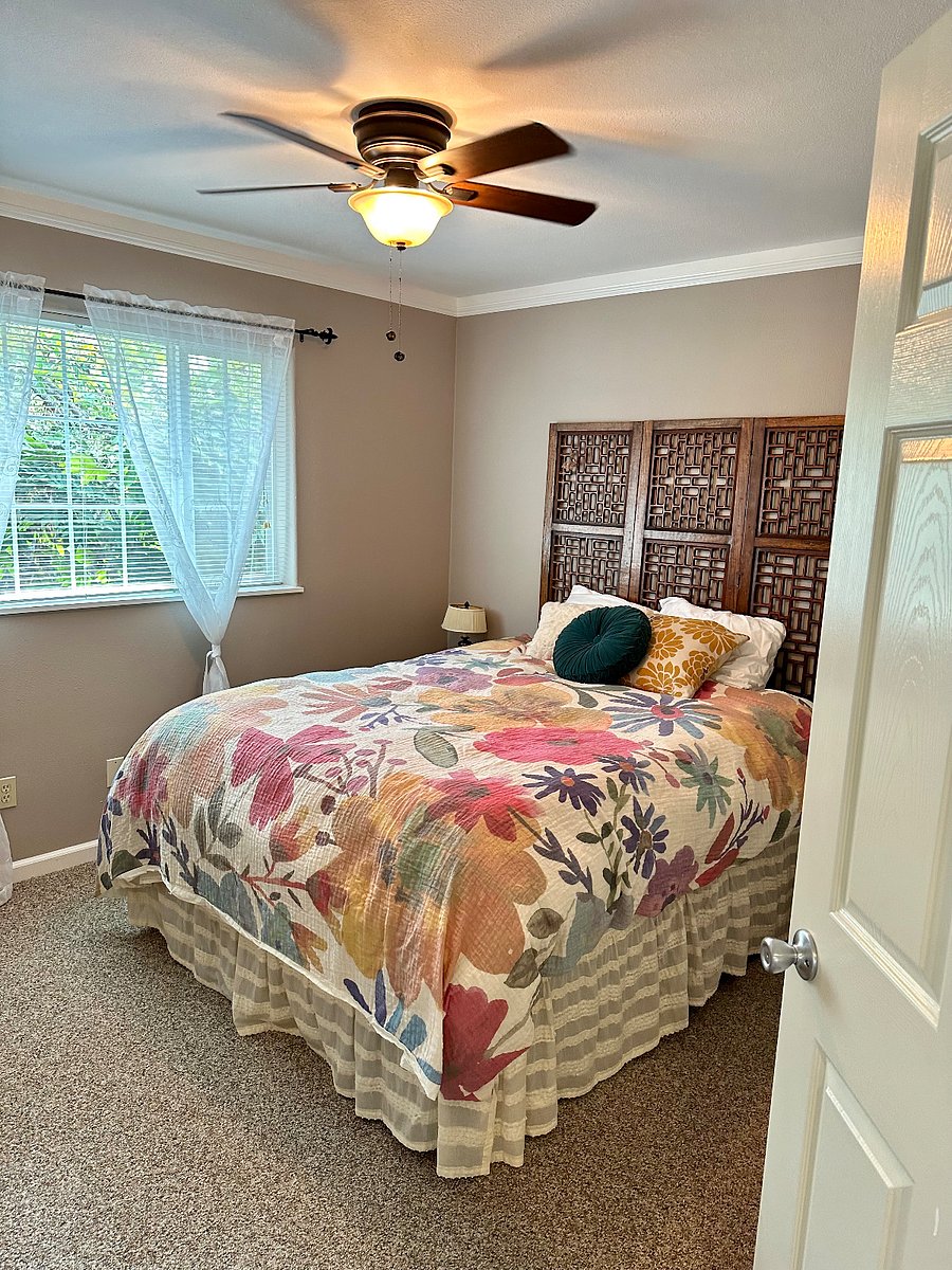 Furnished Finder property 606154_1 photo 5