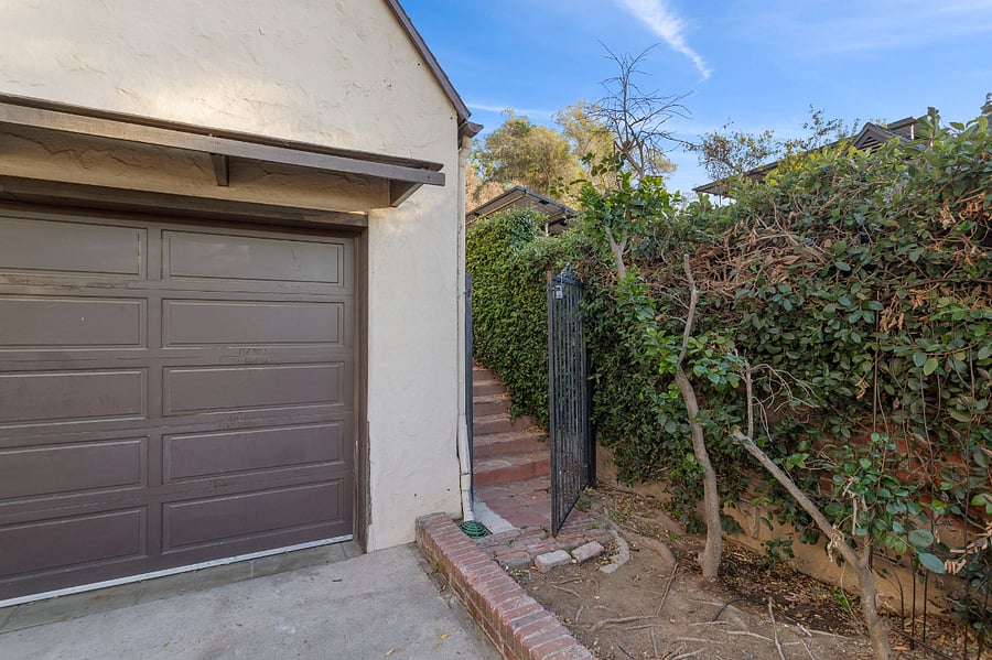 Furnished Finder property 606163_1 photo 24