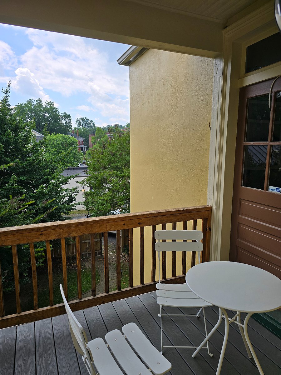 Furnished Finder property 606241_2 photo 21