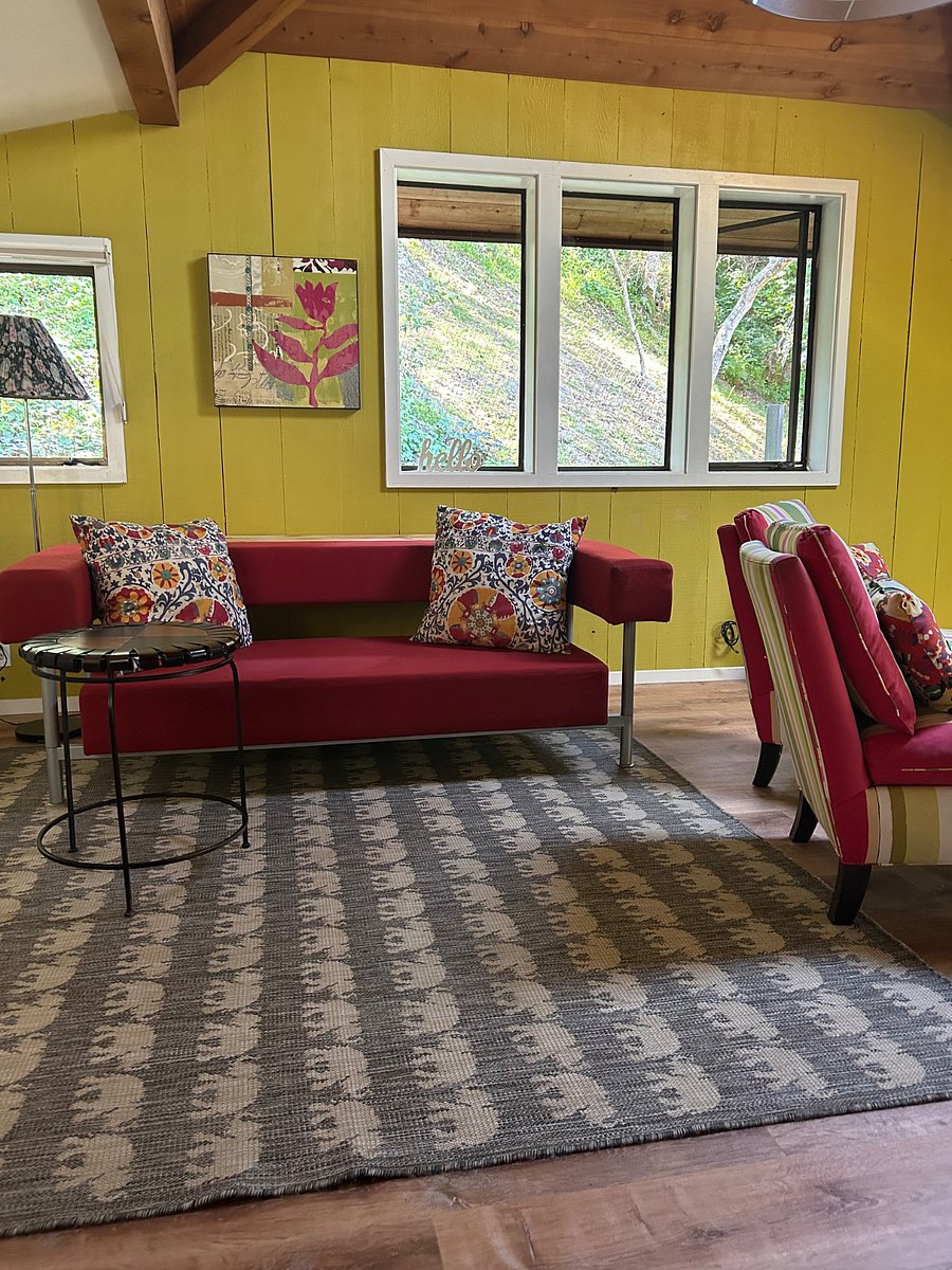 2nd Floor Loft