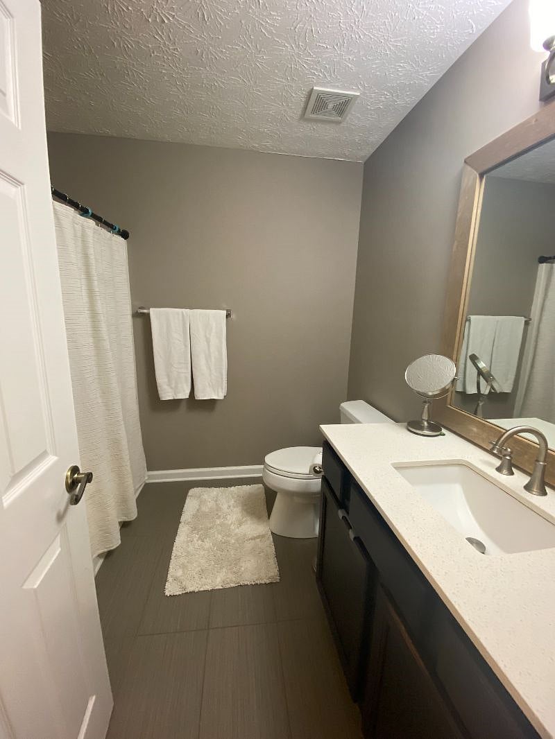 Upstairs bathroom