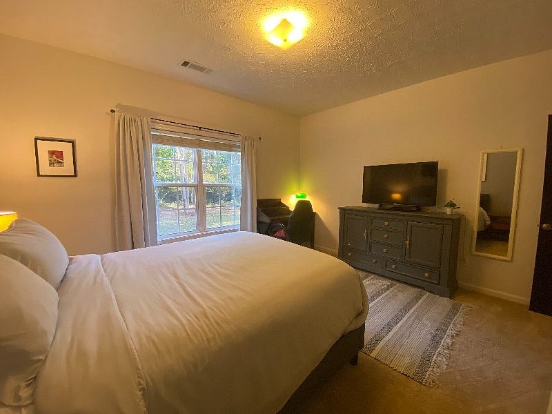 Furnished Finder property 606311_2 photo 4
