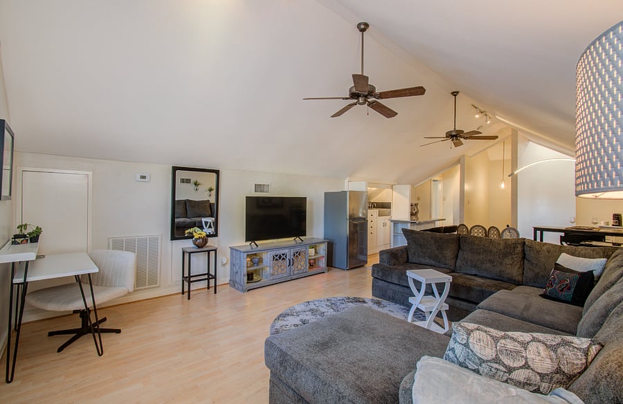 Furnished Finder property 606338_1 photo 3