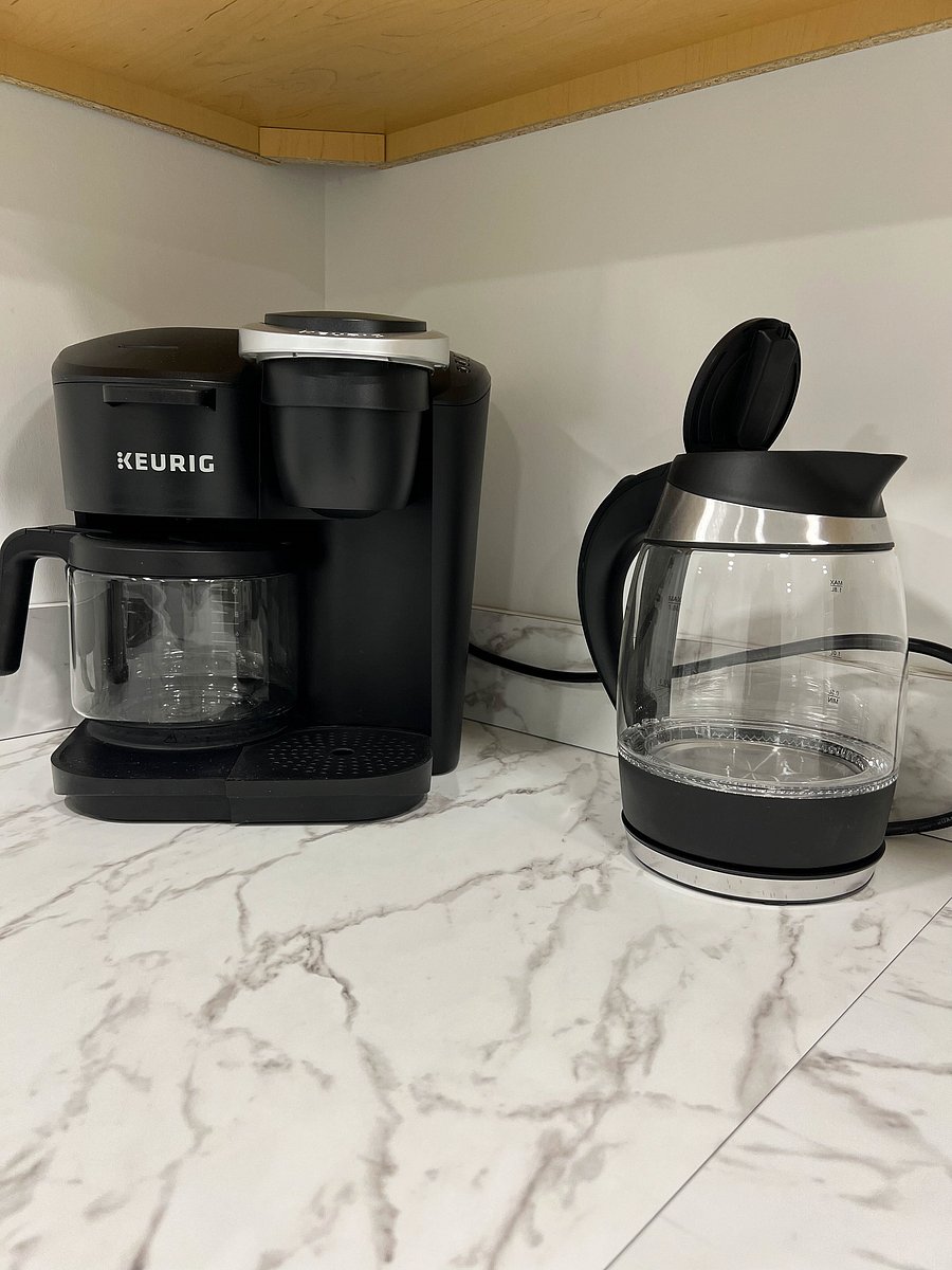 Keurig Coffee Pot and Kettle