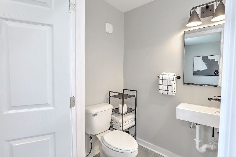 Furnished Finder property 606416_11 photo 17