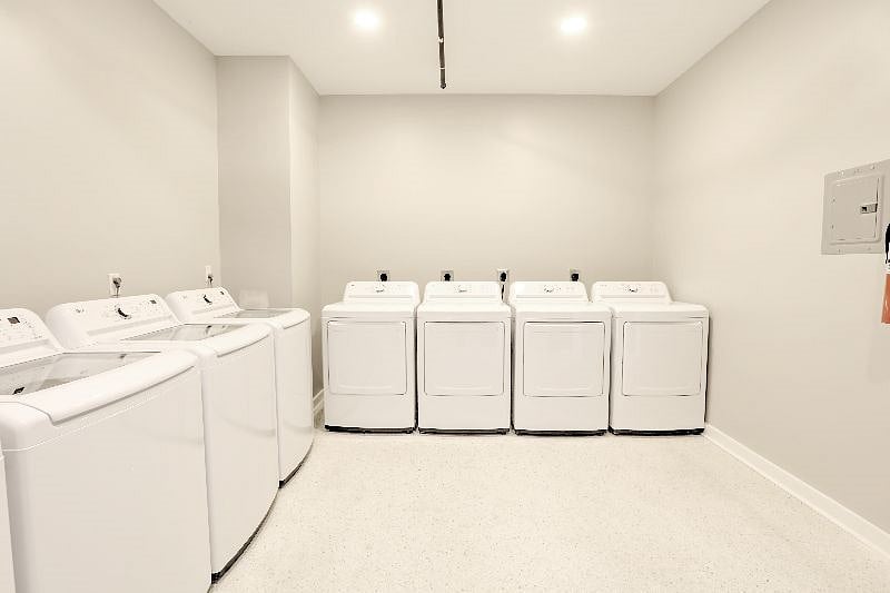 Furnished Finder property 606416_6 photo 29