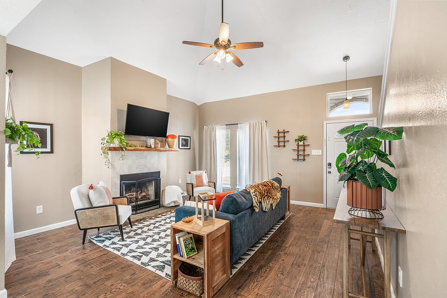 Furnished Finder property 606429_1 photo 3