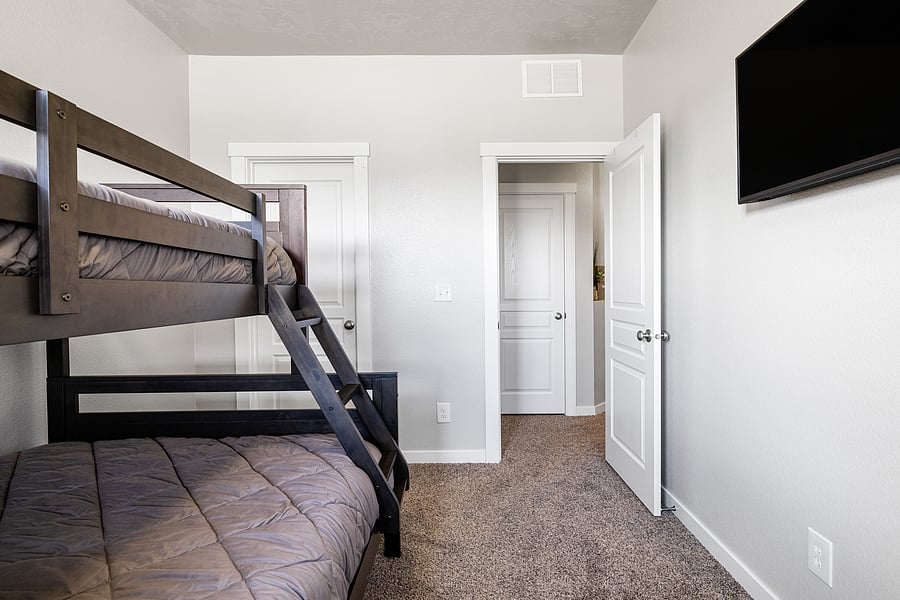 Furnished Finder property 606453_1 photo 16