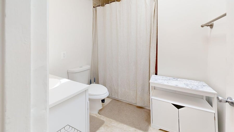 Furnished Finder property 606456_3 photo 9