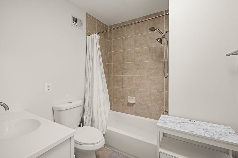 Furnished Finder property 606456_3 photo 8