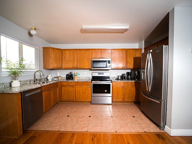 Furnished Finder property 606534_1 photo 6