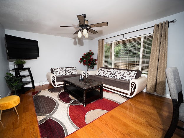 Furnished Finder property 606534_1 photo 24