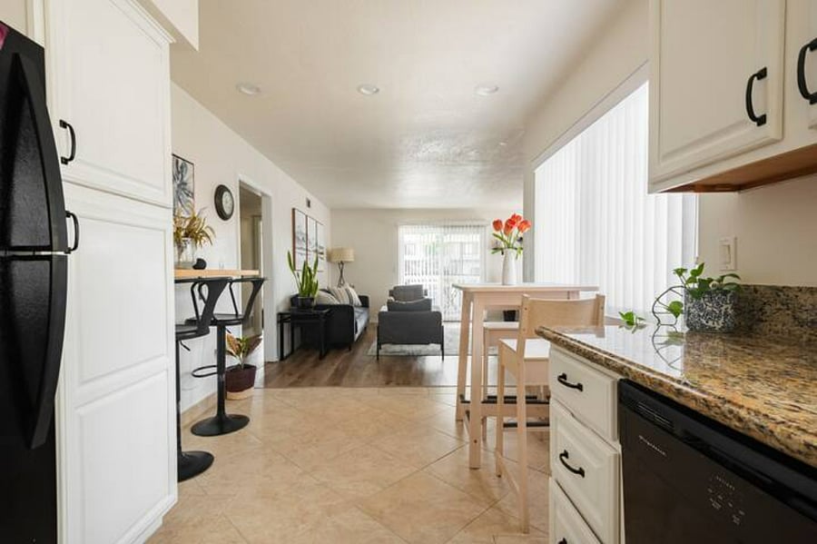 Furnished Finder property 606588_1 photo 8