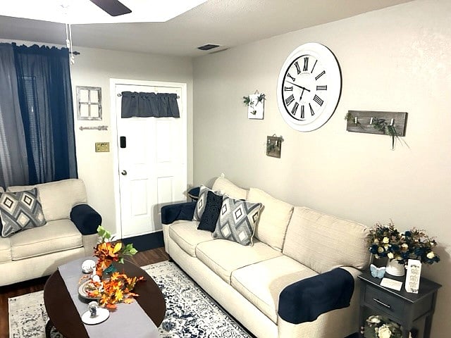 Furnished Finder property 606696_1 photo 4