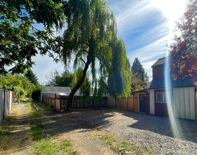 Furnished Finder property 606710_1 photo 14