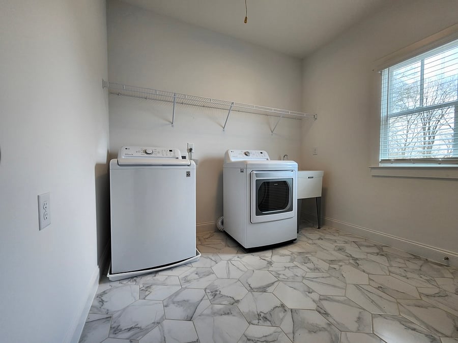 Furnished Finder property 606713_1 photo 14