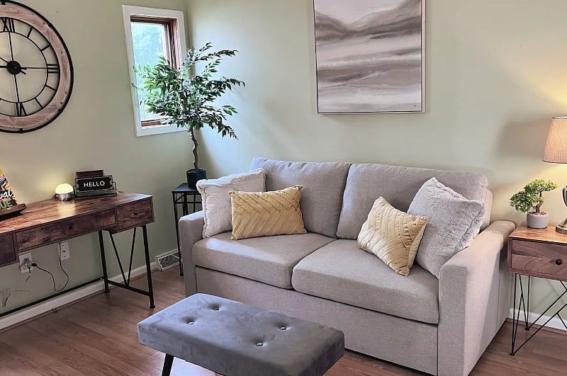 Furnished Finder property 606755_1 photo 10