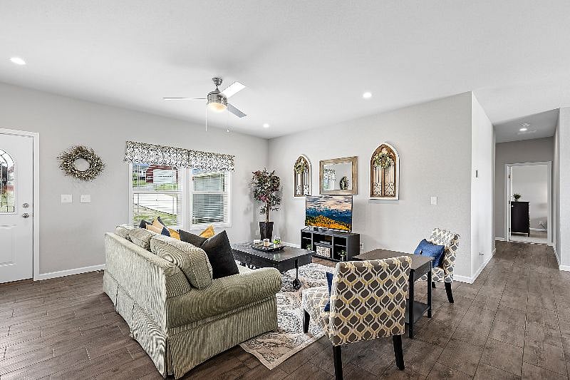 Furnished Finder property 606806_1 photo 3