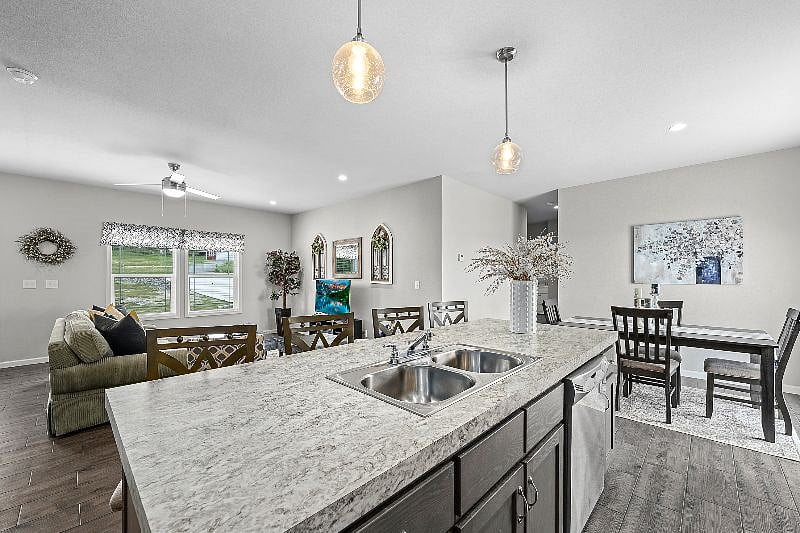 Furnished Finder property 606806_1 photo 10