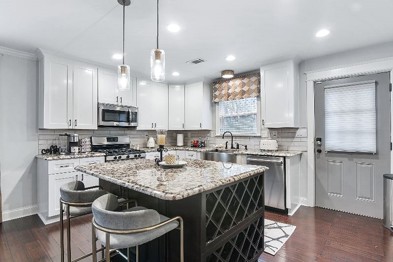 Furnished Finder property 606860_1 photo 5