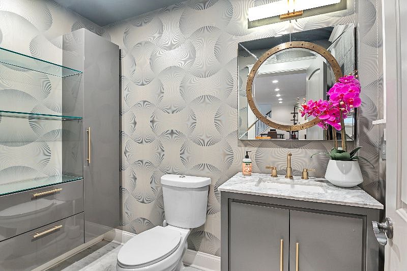 Guest Toilet