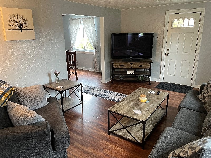 Furnished Finder property 606917_1 photo 3