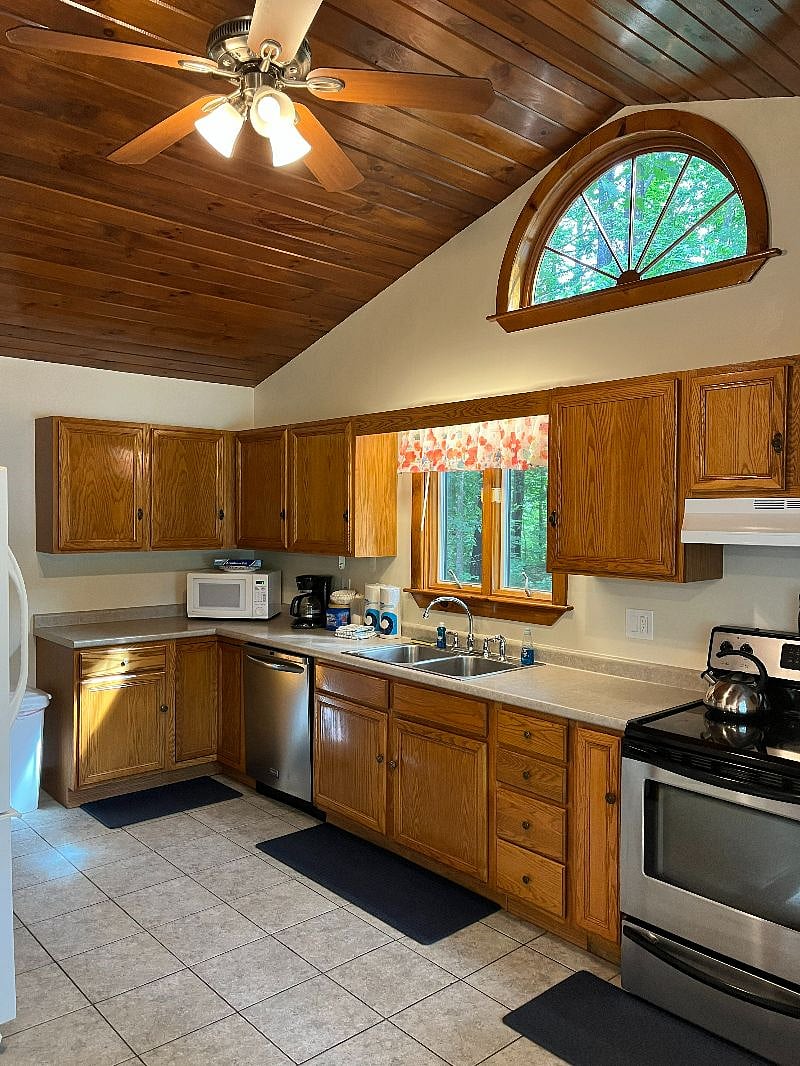 Furnished Finder property 606940_1 photo 3