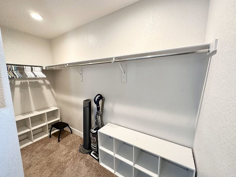 Walk in closet