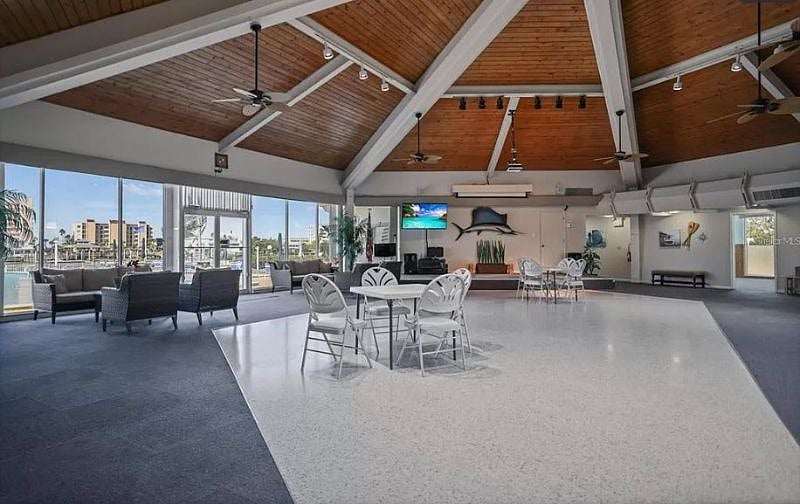 Furnished Finder property 606963_1 photo 15
