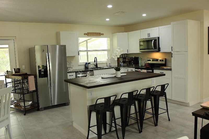 Furnished Finder property 606997_1 photo 21