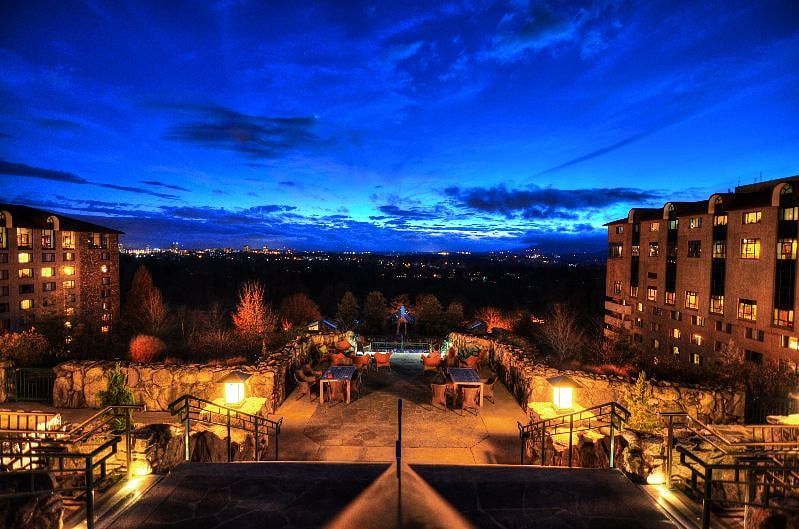 Schedule time to take in the views at the Grove Park Inn. Visiting is free except parking. Fri/Sat buffets at the Blue Ridge Dining Room, Piano Bar and amazing spa make this a hot spot for visitors!