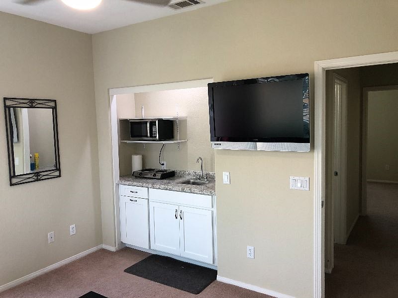 Furnished Finder property 607012_1 photo 6