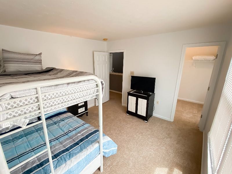 Furnished Finder property 607021_1 photo 18