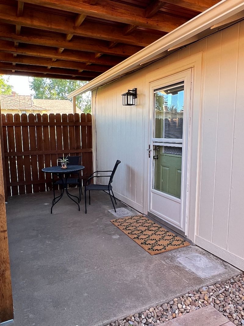 Furnished Finder property 607031_1 photo 12