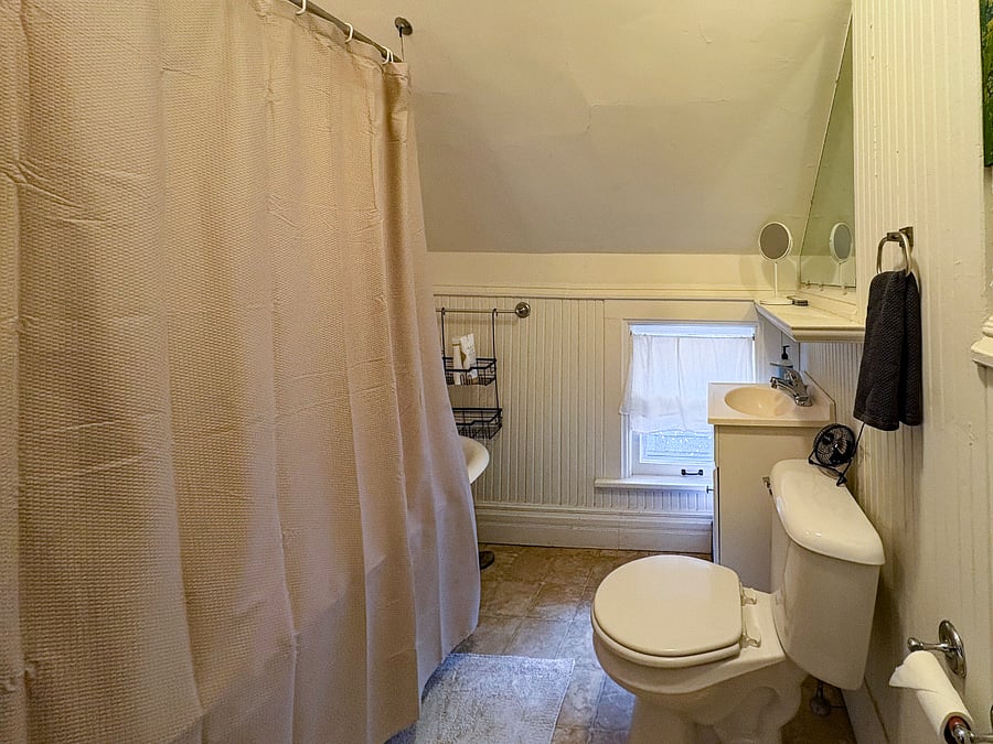 Furnished Finder property 607083_2 photo 10
