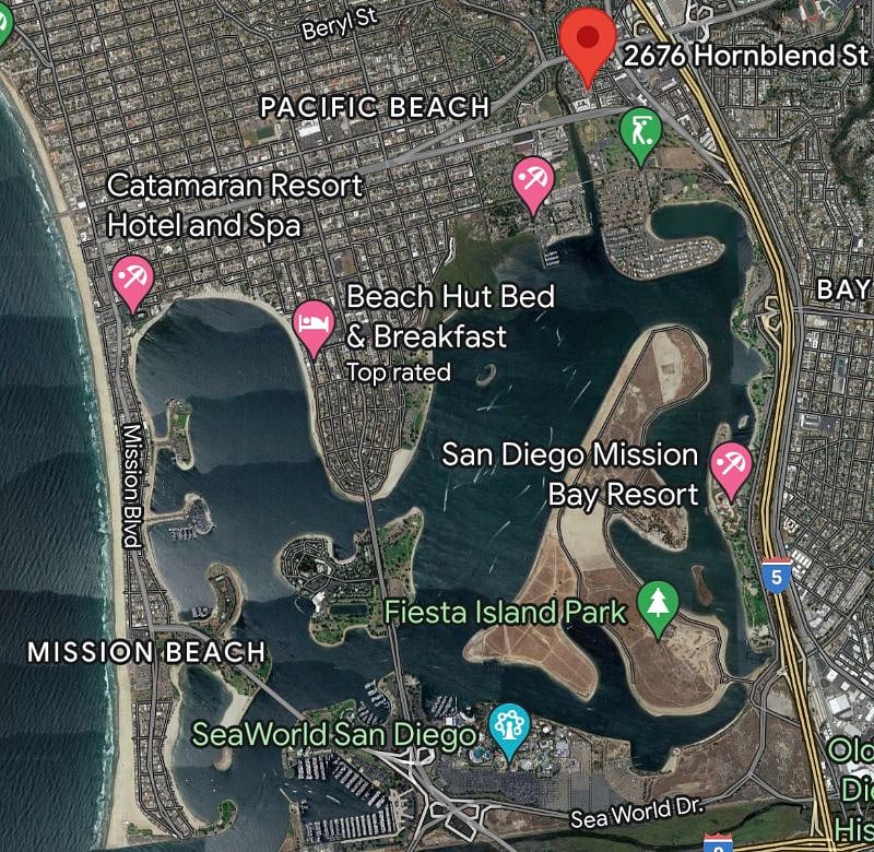 This gorgouse home is located in the picturesque heart of San Diego, minutes from everything and walking/biking distance to the Bay, the cove, the beach, golfing and many other restaurants and cocktail lounges.